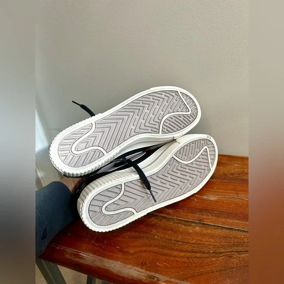 Women's Nike Court Legacy Lift Platform Sneakers in Black and Violet Size 10 - Picture 7 of 7